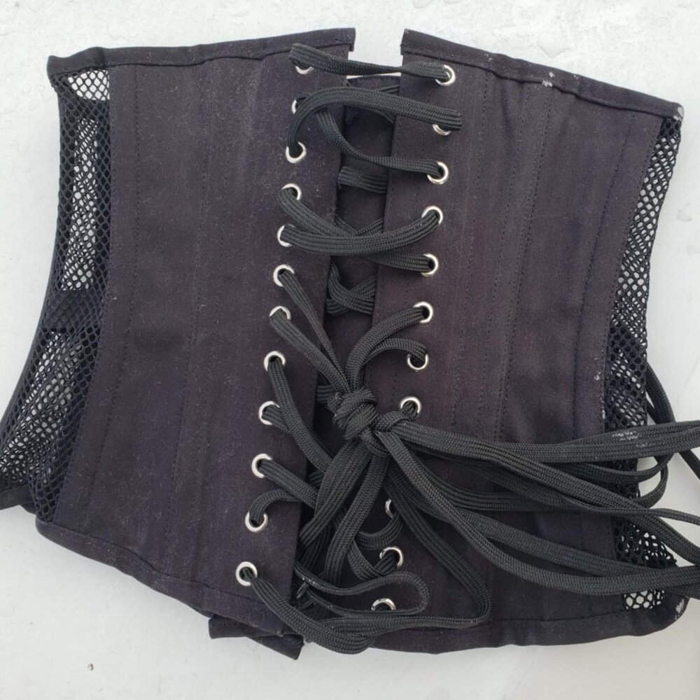Corset Story 28
